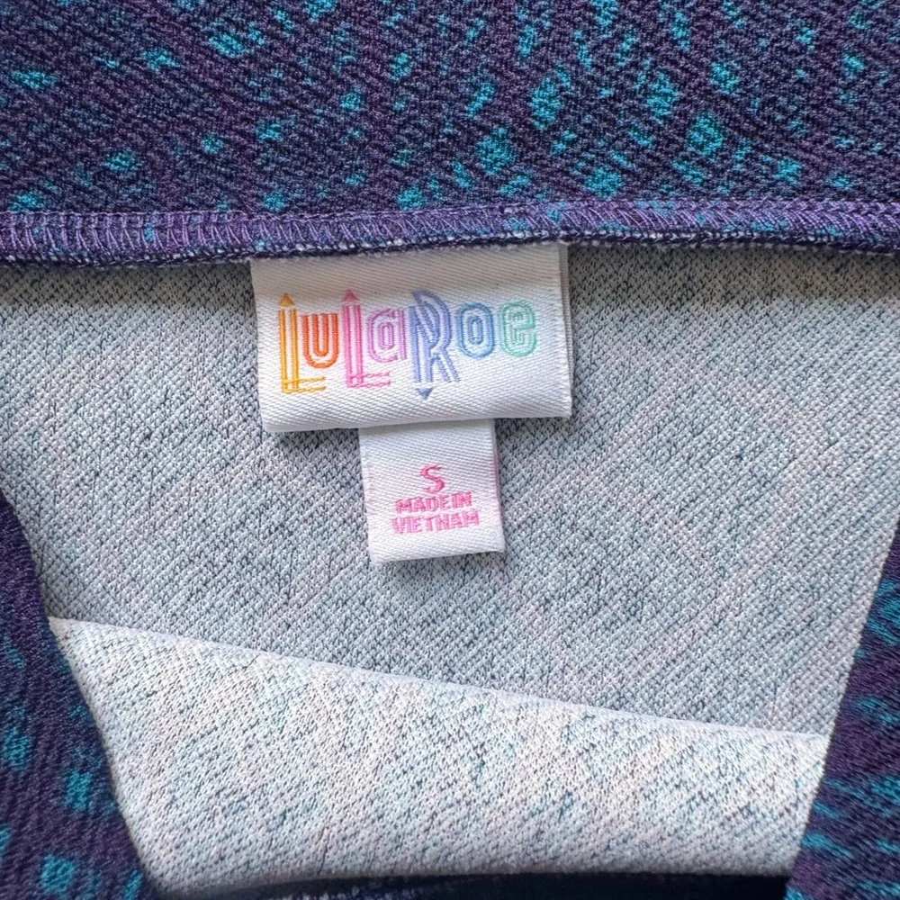 LuLaRoe Cassie Purple and Blue Wave Pattern Pencil Skirt